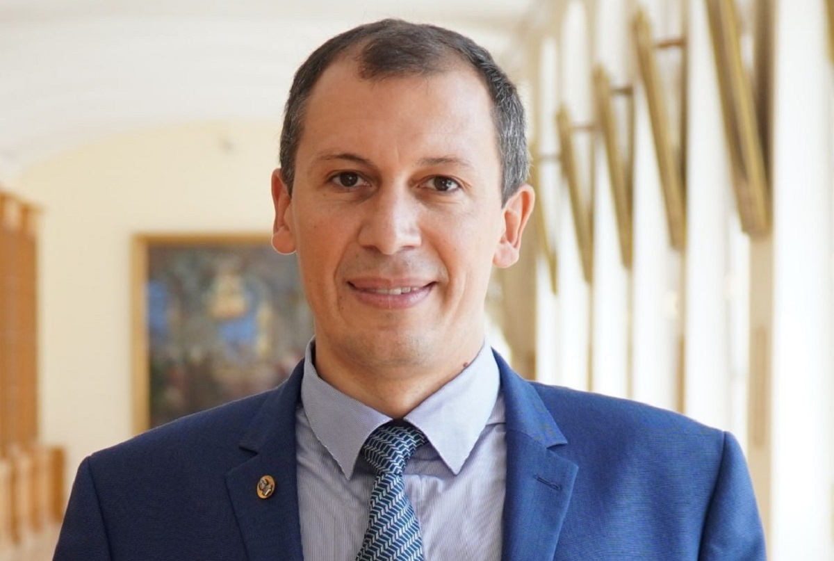 Professor Nikolay Kuznetsov, Doctor of&nbsp;Physics and Mathematics, Corresponding Member of&nbsp;the Russian Academy of&nbsp;Sciences, Head of&nbsp;a&nbsp;Leading Scientific School (a&nbsp;Centre of&nbsp;Excellence) of&nbsp;the Russian Federation in&nbsp;the field of&nbsp;mathematics and mechanics