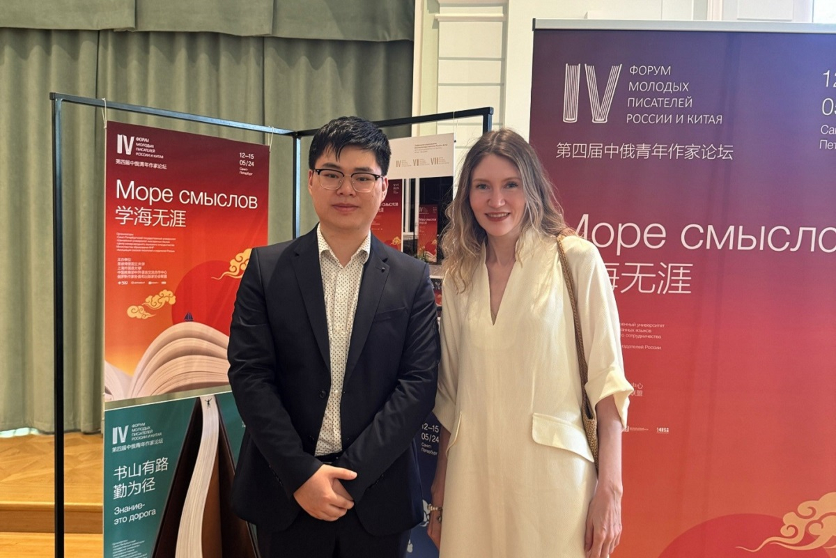 Wang Dawei and Anna Nikitina in&nbsp;front his graduation project designs. Photo courtesy of&nbsp;Wang Dawei