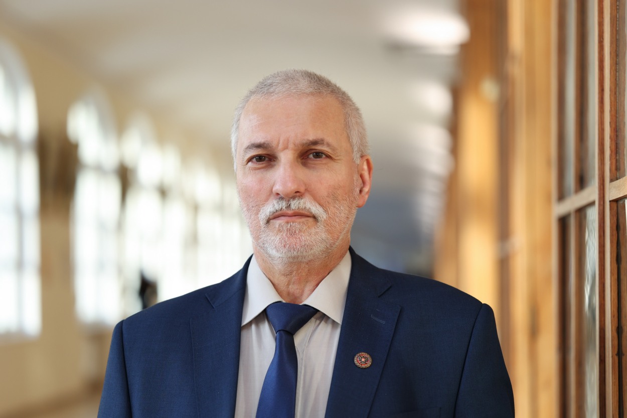 Boris Eskin, Assistant Professor in the Department of Celestial Mechanics at St Petersburg University and Coach of the National Astronomy Team. Photo by Aleksei Loshchilov