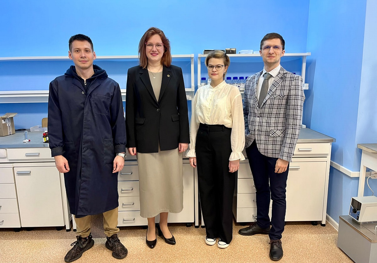 Authors of the study (from left to right): Mikhail Ilin, Assistant Lecturer in the Department of Organic Chemistry at St Petersburg University; Alexandra Sysoeva, Assistant Lecturer in the Department of Organic Chemistry at St Petersburg University; Yana Safinskaya, bachelor’s student at St Petersburg University; and Dmitrii Bolotin, Professor in the Department of Organic Chemistry at St Petersburg University. Courtesy of Dmitrii Bolotin