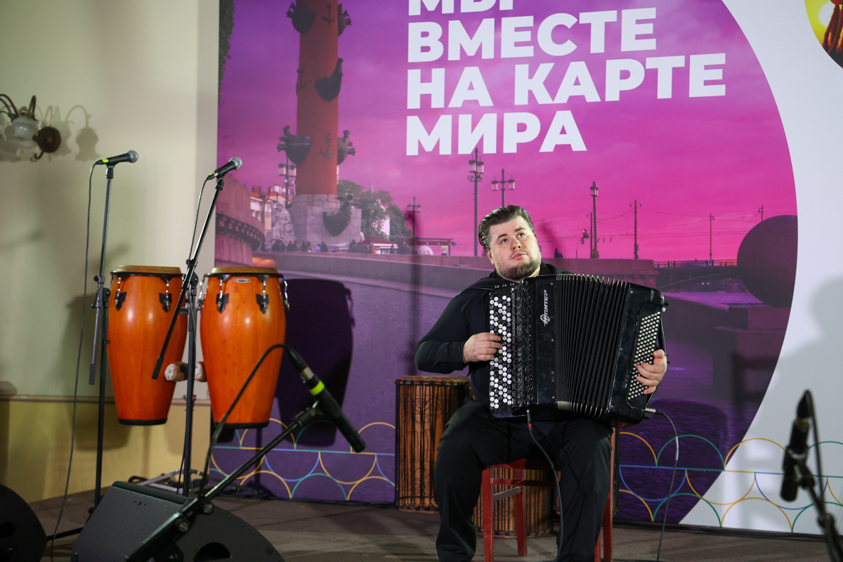 © St Petersburg University