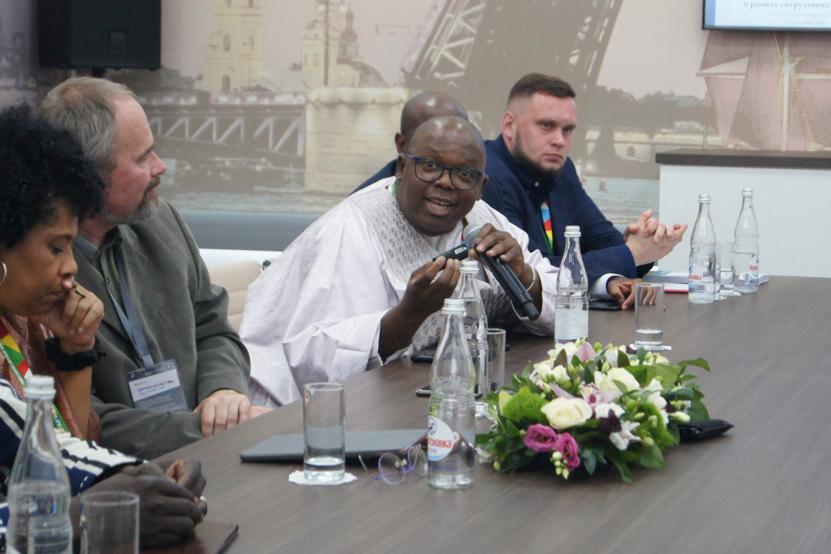 © St Petersburg University. Mamadou Sidibé, President of MaliStartUp and developer of the Lenali mobile application